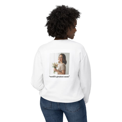 World's Greatest Mom Crewneck Sweatshirt – Floral Award Design, Mother's Day Gift