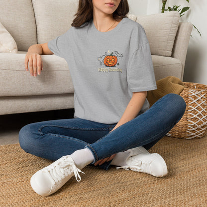 Halloween Pumpkin Graphic T-Shirt — "Happy Haunting" Cute Cat Jack-o'-Lantern Tee